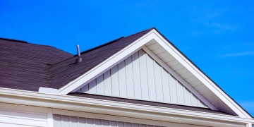 gallery_vertical-siding_1746456954.jpg
